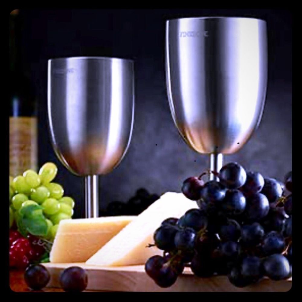 Set of 2 Gourmia Double Wall stainless steel travel‎ wine goblets D25